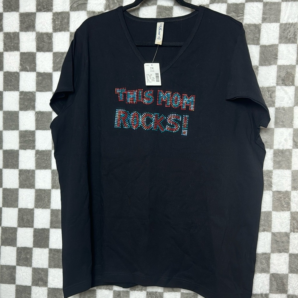 L.A. BLUES 2X V Neck Tee shirt this mom rocks tee shirt